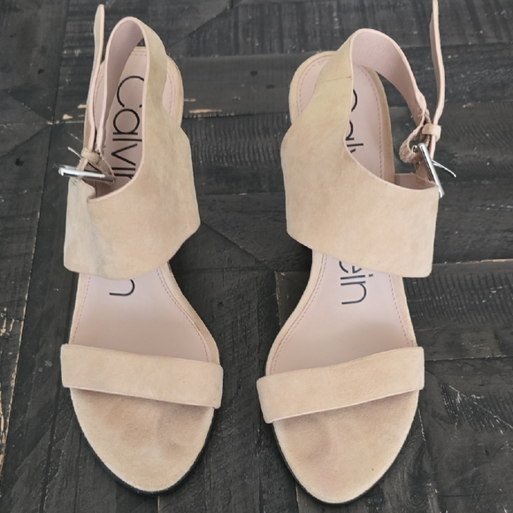 Calvin Klein Women's Tan Sandals - Picture 3 of 9